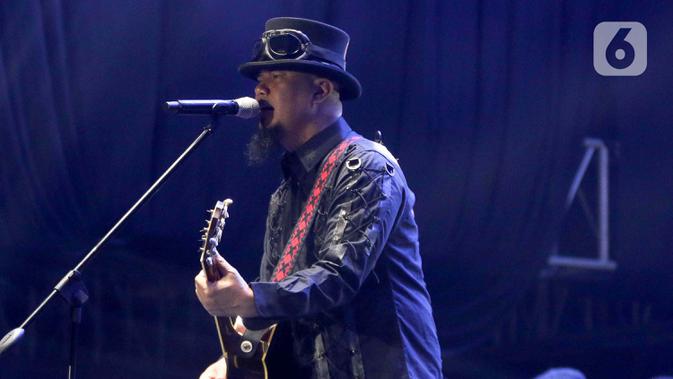 Lirik Lagu Pupus dari Dewa 19: Tentang Pilunya Kisah Cinta Bertepuk Sebelah Tangan