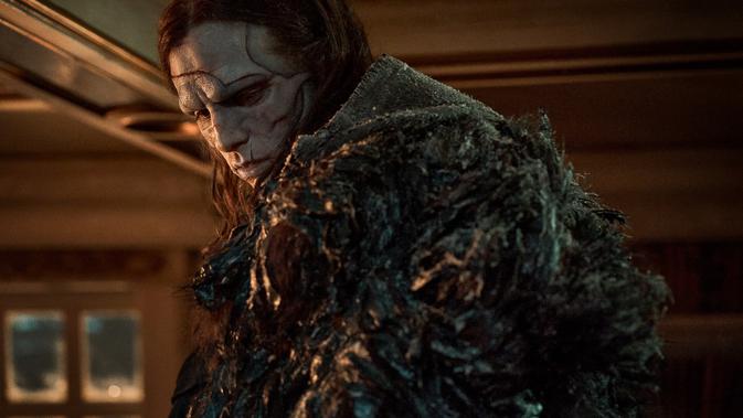 Review Film Frankenstein 2025, Ketika Manusia Berlagak Seperti Tuhan