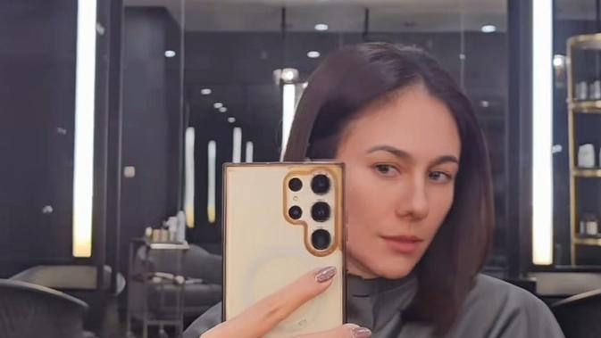 Model Rambut Pendek Sebahu ala Wulan Guritno, Makin Fresh di Penampilan Terbaru